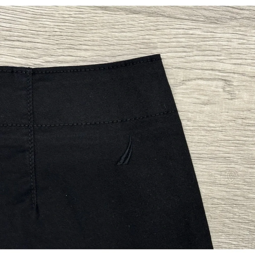 Nautica Womens Mid Rise Twill Black Shorts Sz 10 5